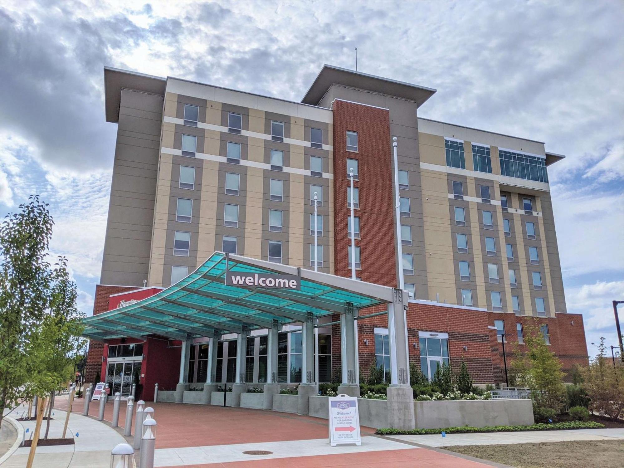 Hampton Inn & Suites Erie Bayfront Exterior foto